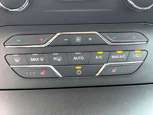 Used 2019 Ford Edge SEL w/ Equipment Group 201A image 32