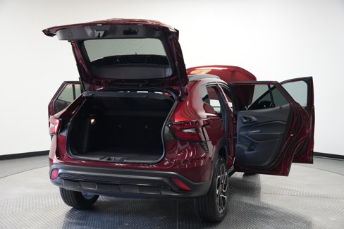 Used 2024 Chevrolet Trax RS w/ Driver Confidence Package image 10
