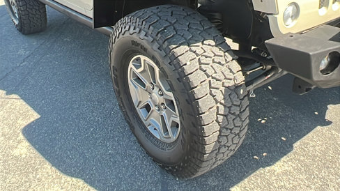 Used 2017 Jeep Wrangler Unlimited Rubicon w/ Cold Weather Group image 10