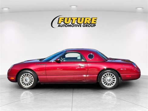 Used 2004 Ford Thunderbird image 10