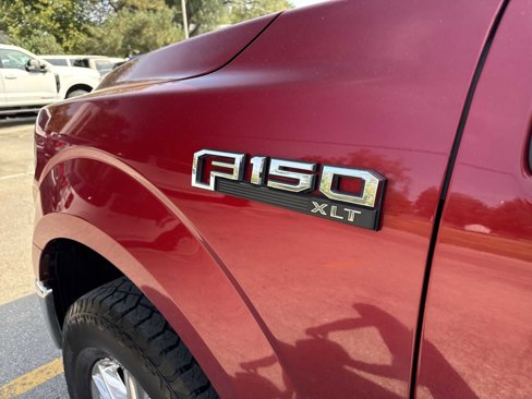 Used 2016 Ford F150 XLT w/ Equipment Group 302A Luxury image 19