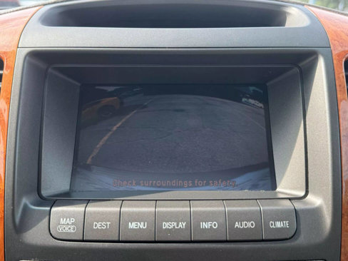 Used 2005 Lexus GX 470 image 25