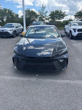 Used 2025 Toyota Camry LE image 2