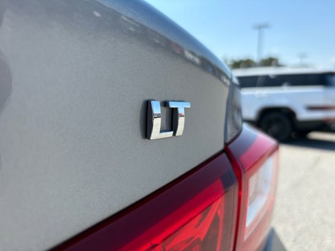 Used 2023 Chevrolet Malibu LT image 7