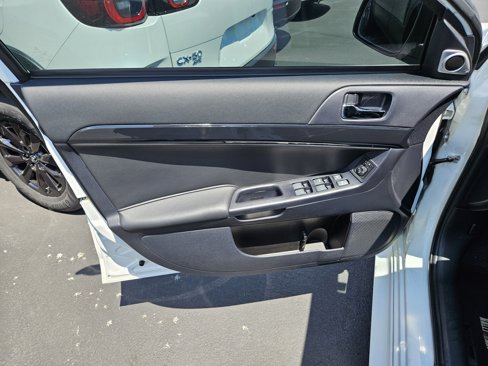 Used 2013 Mitsubishi Lancer Ralliart image 16