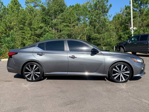 Used 2019 Nissan Altima 2.5 SR image 2