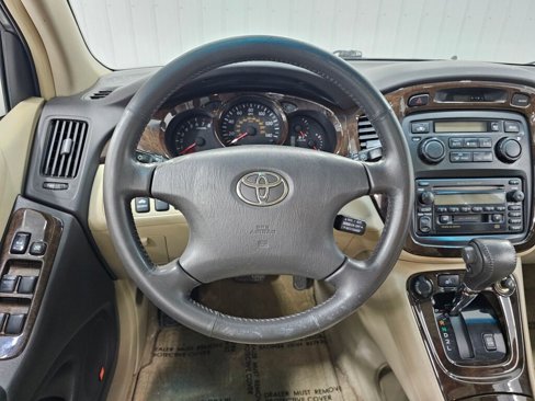 Used 2002 Toyota Highlander Limited image 12