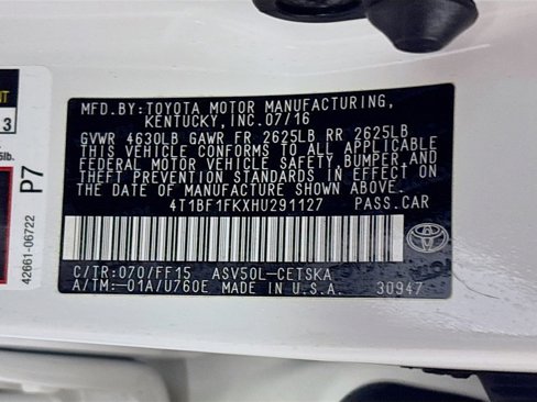 Used 2017 Toyota Camry SE image 24