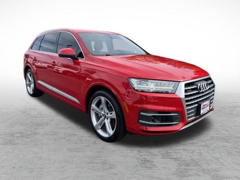 Used 2019 Audi Q7 3.0T Prestige image 3