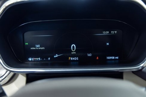 Used 2018 Lincoln Continental Select w/ Continental Climate Package image 2