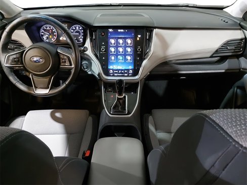 Used 2020 Subaru Outback Premium image 9