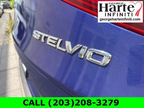 Used 2022 Alfa Romeo Stelvio Ti image 30