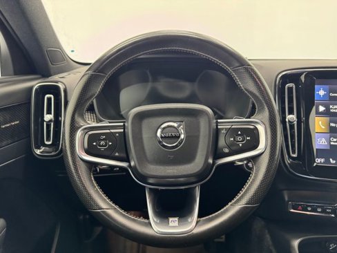 Used 2019 Volvo XC40 T5 R-Design image 23