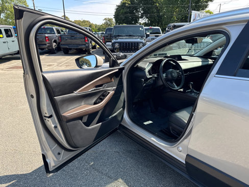 Used 2022 MAZDA CX-30 AWD 2.5 S w/ Premium Package image 11