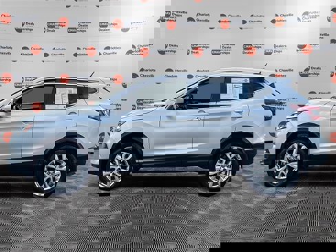 Used 2022 Nissan Rogue Sport S image 2