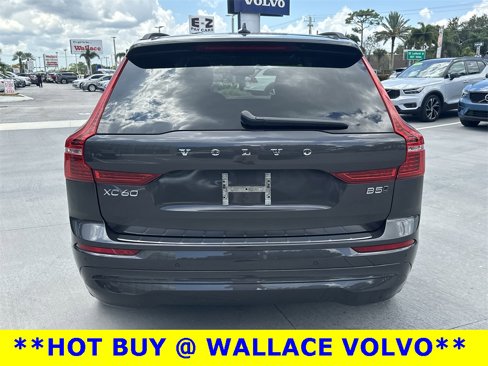 Used 2023 Volvo XC60 B5 Core image 7