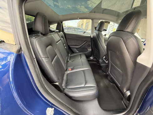 Used 2020 Tesla Model Y Long Range image 21
