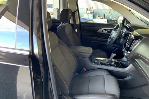 Used 2020 Chevrolet Traverse LS image 8