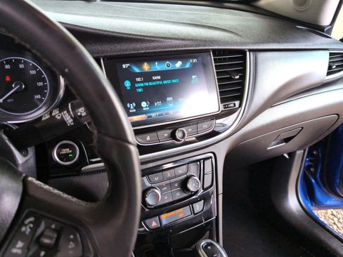 Used 2018 Buick Encore Preferred image 39