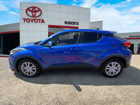 Used 2019 Toyota C-HR LE image 4