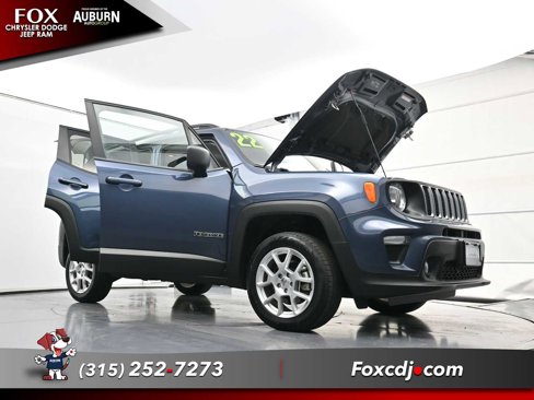 Used 2022 Jeep Renegade Latitude image 29