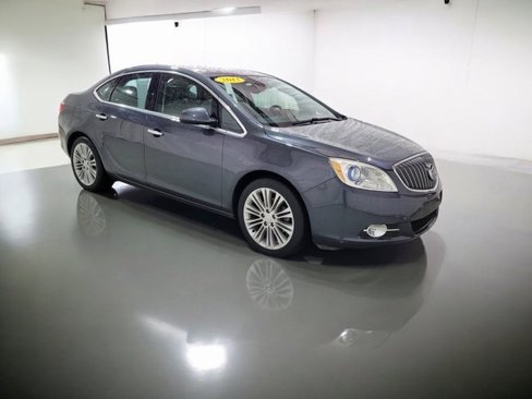 Used 2013 Buick Verano image 2