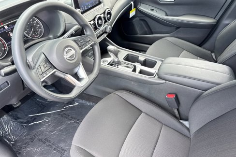 New 2025 Nissan Sentra SV w/ Trunk Package image 10