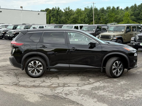 Used 2023 Nissan Rogue SV image 8