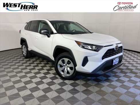 Certified 2022 Toyota RAV4 LE image 1
