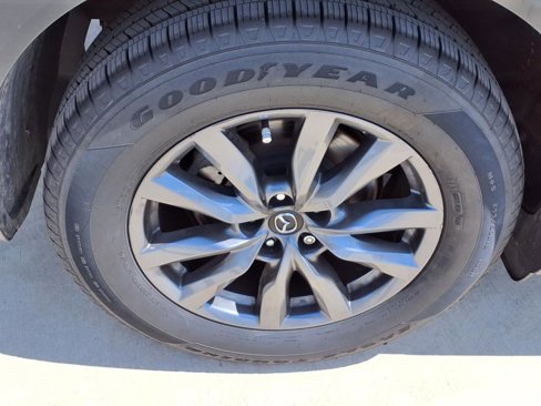 Used 2022 MAZDA CX-9 Touring image 11