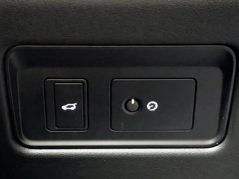 Used 2019 Land Rover Discovery HSE Luxury image 36