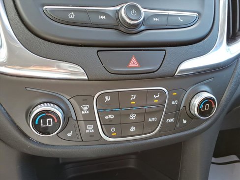 Used 2019 Chevrolet Equinox LT image 24
