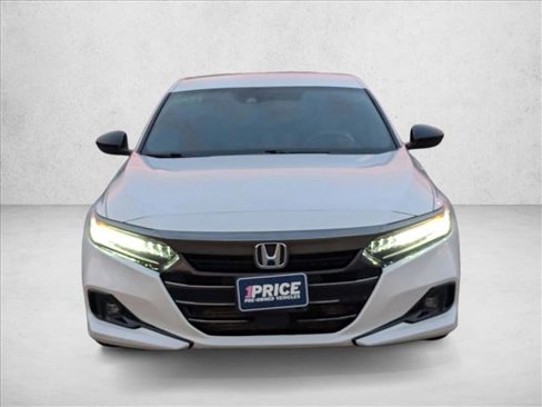 Used 2021 Honda Accord Sport image 2