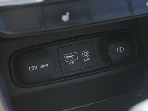 Used 2020 Hyundai Santa Fe SEL image 19