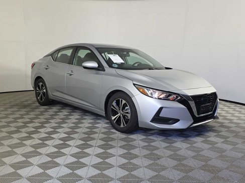 Used 2023 Nissan Sentra SV image 2