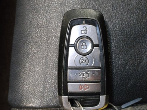 Used 2019 Ford Edge Titanium w/ Equipment Group 301A image 32