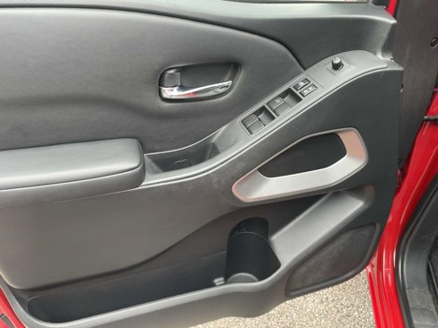 Used 2022 Nissan Frontier SV image 16