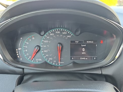 Certified 2022 Chevrolet Trax LT w/ Midnight Edition image 12
