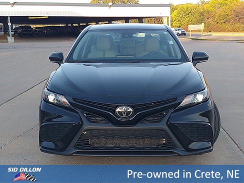 Used 2023 Toyota Camry SE image 12
