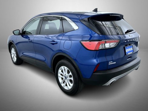 Used 2022 Ford Escape SE w/ Cold Weather Package image 7