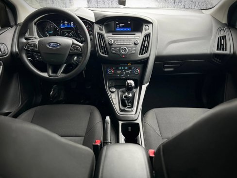 Used 2017 Ford Focus SE image 11