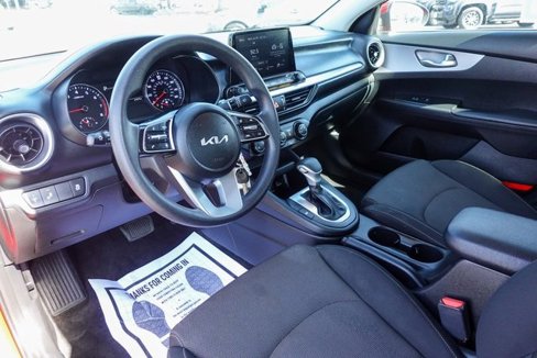 Used 2023 Kia Forte LXS w/ LXS Technology Package image 12