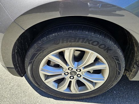 Used 2024 Ford Edge Titanium image 18