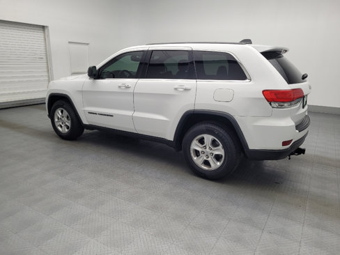 Used 2017 Jeep Grand Cherokee Laredo image 3