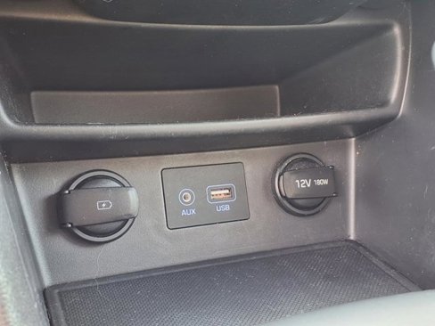 Used 2019 Hyundai Kona SEL image 25