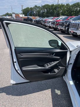 Used 2018 Honda Accord LX image 9