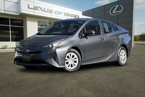 Used 2017 Toyota Prius Four image 3