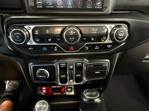 Used 2022 Jeep Wrangler Unlimited Rubicon 4xe w/ Cold Weather Group image 20