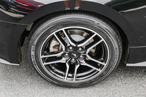 Used 2022 Ford Mustang Premium image 11