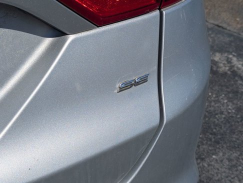 Used 2015 Ford Fusion SE image 20